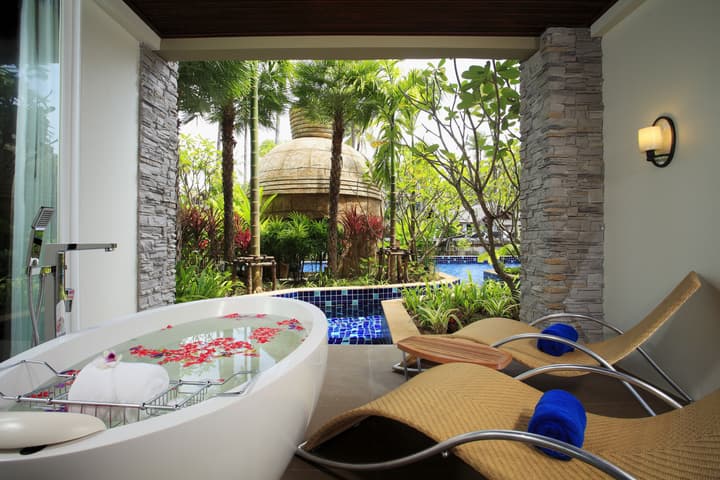 Graceland Khaolak Beach Resort