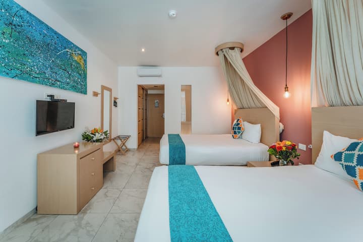 Soho Playa Hotel