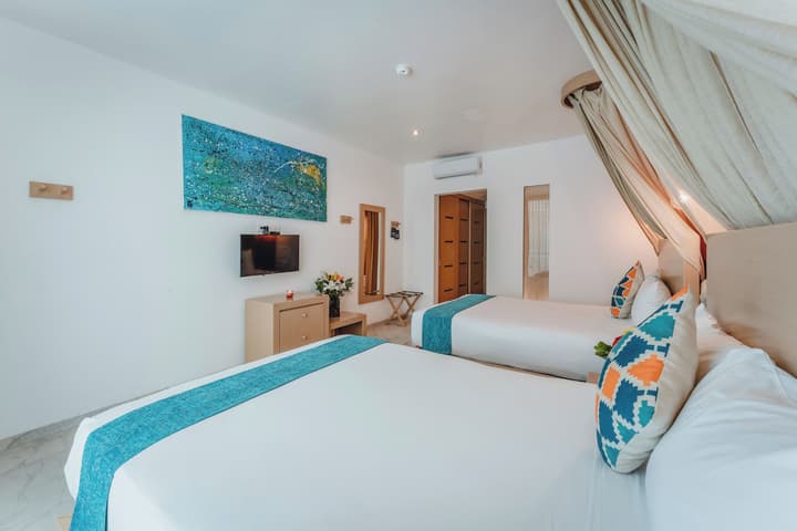 Soho Playa Hotel