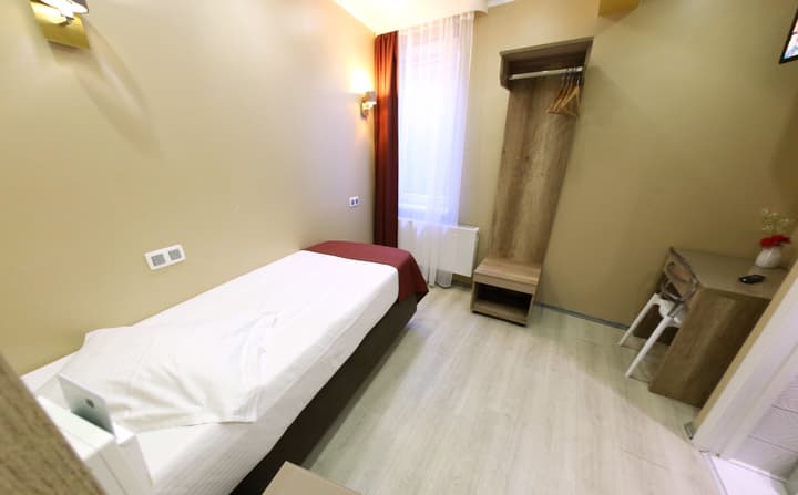 Hotel Phenix