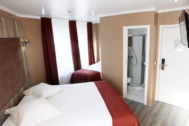 Hotel Phenix