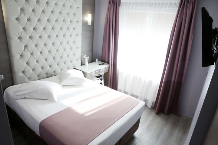 Hotel Phenix