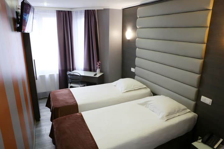 Hotel Phenix