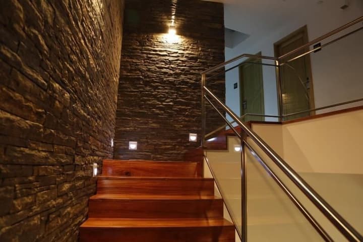 LBV House Hotel