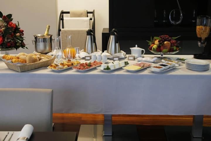 LBV House Hotel