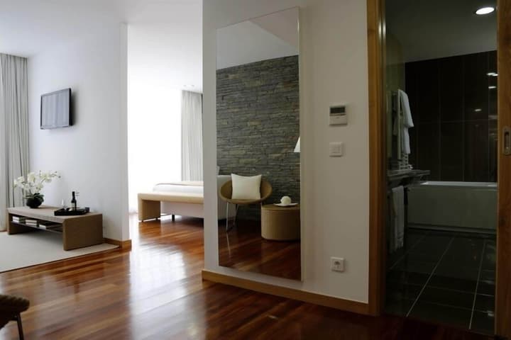 LBV House Hotel