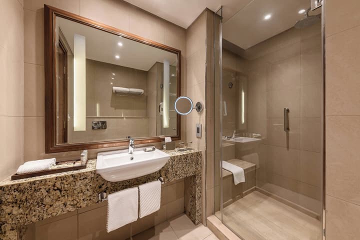 Renaissance Cairo Mirage City Hotel