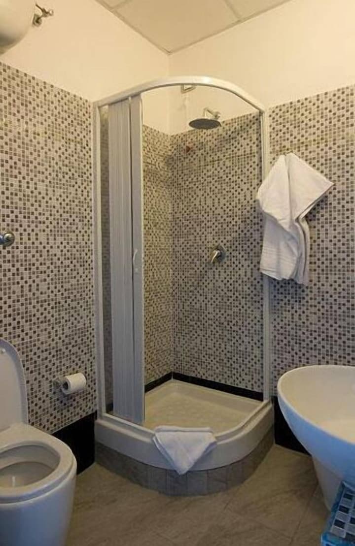 MF Hotel