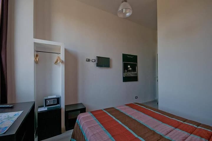 MF Hotel