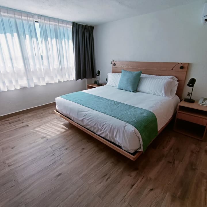 Sunrock Hotel and Suites
