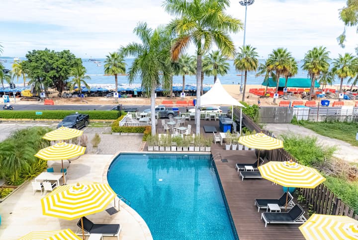 Wave Hotel Pattaya