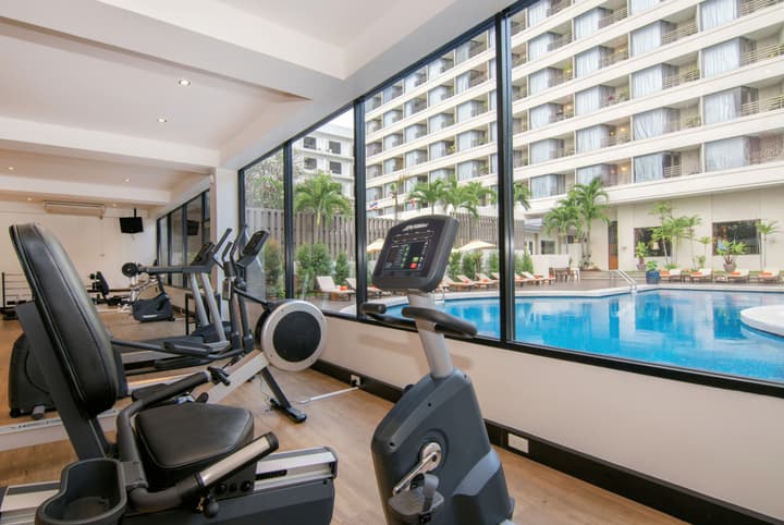 Wave Hotel Pattaya