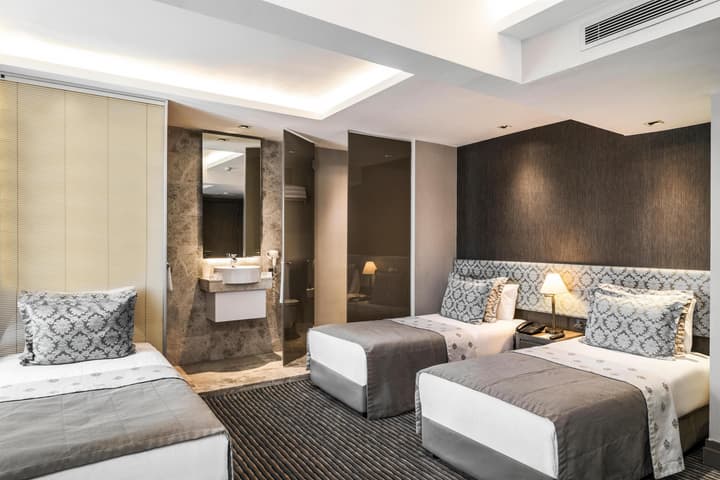 AHC Grand Bazaar Hotel