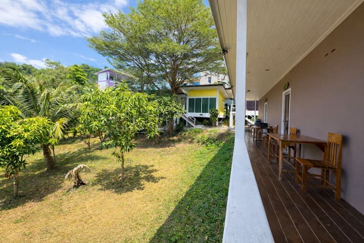 Phi Phi Chang Grand Resort & Spa