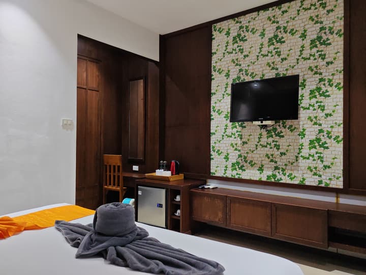 Phi Phi Chang Grand Resort & Spa