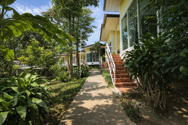 Phi Phi Chang Grand Resort & Spa