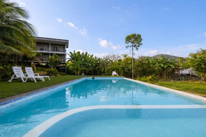 Phi Phi Chang Grand Resort & Spa