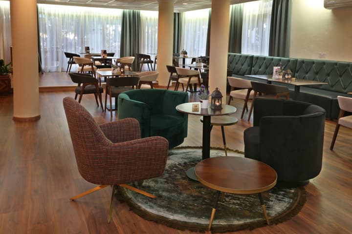 Forest Park Hotel
