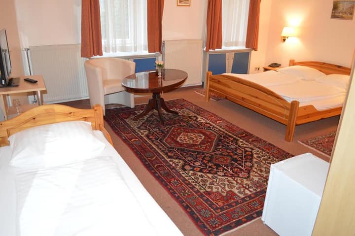 Hotel Pension Walzerstadt