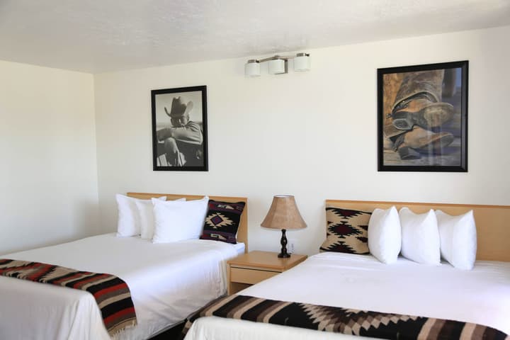The Riverside Ranch RV Park, Motel & Campground