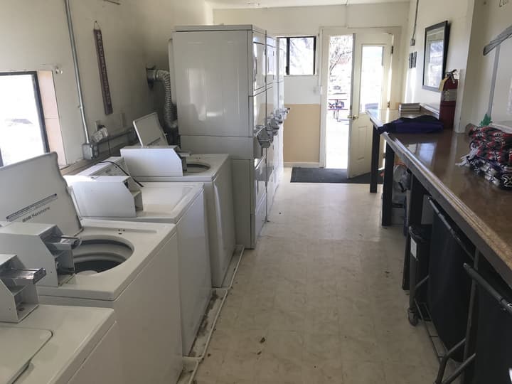The Riverside Ranch RV Park, Motel & Campground