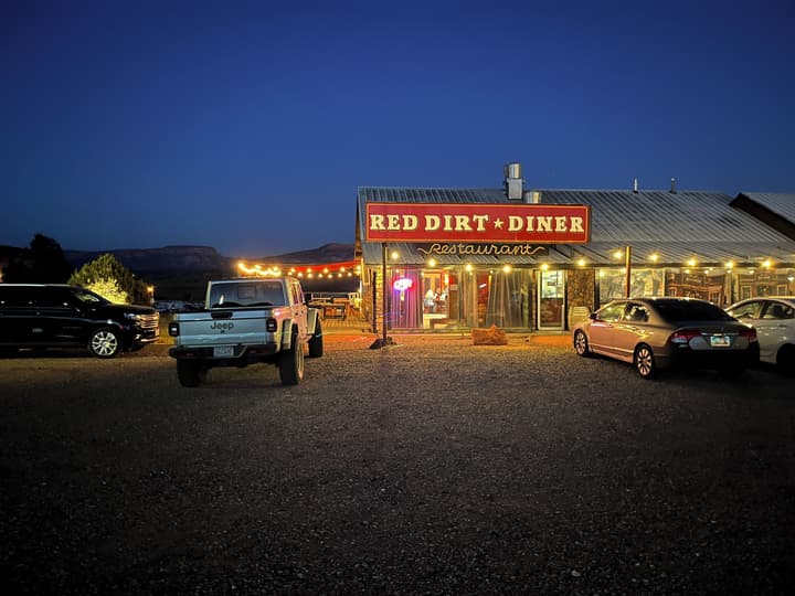 The Riverside Ranch RV Park, Motel & Campground