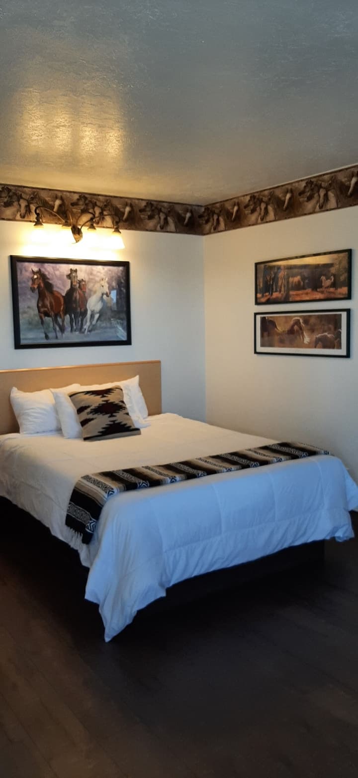 The Riverside Ranch RV Park, Motel & Campground