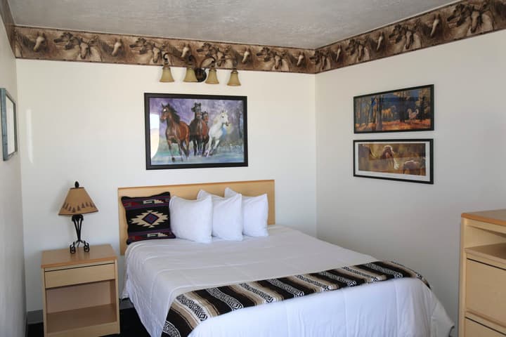 The Riverside Ranch RV Park, Motel & Campground