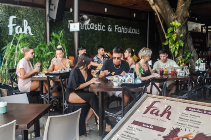 Siesta Fiesta Hotel – 5th Avenue