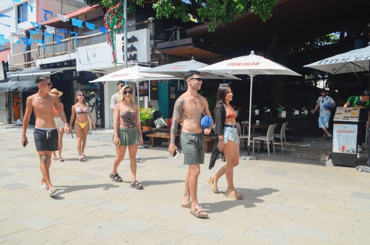 Siesta Fiesta Hotel – 5th Avenue