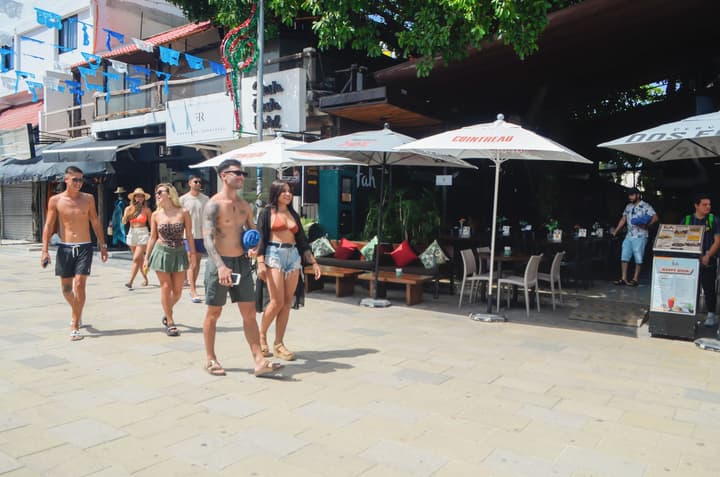 Siesta Fiesta Hotel – 5th Avenue