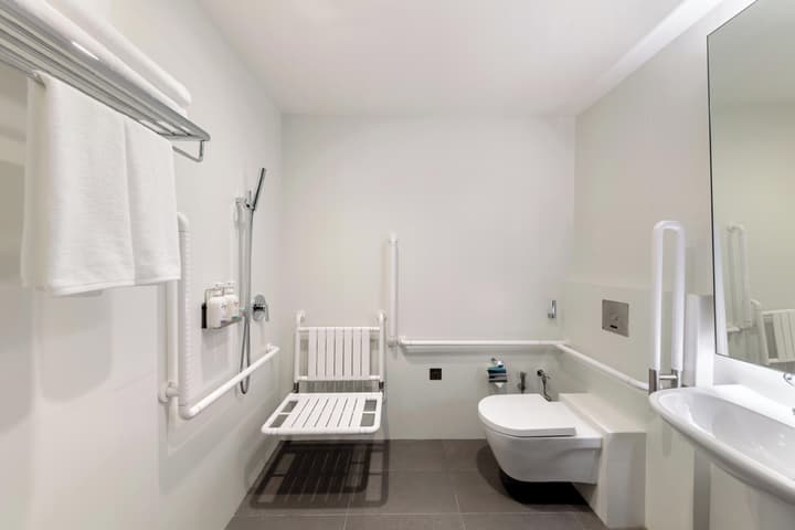 Holiday Inn Express Singapore Orchard Road by IHG