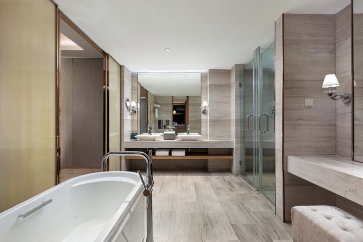 Crowne Plaza Shanghai Noah Square by IHG