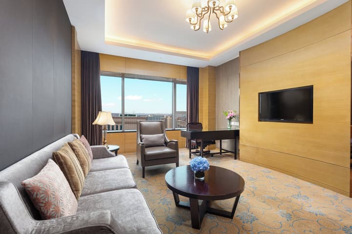 Crowne Plaza Shanghai Noah Square by IHG