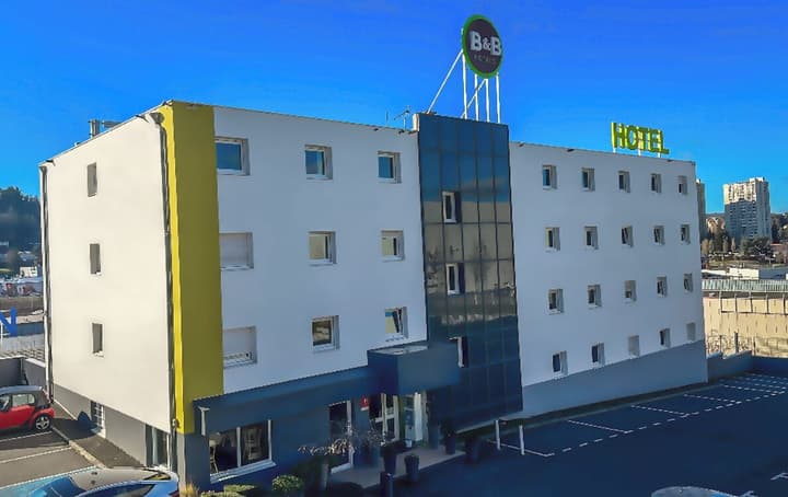 B&B HOTEL Saint-Etienne Monthieu