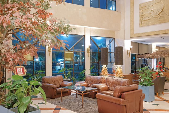 Sunlake Waterfront Resort and Convention
