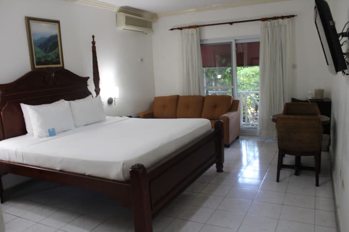 Altamont Court Hotel