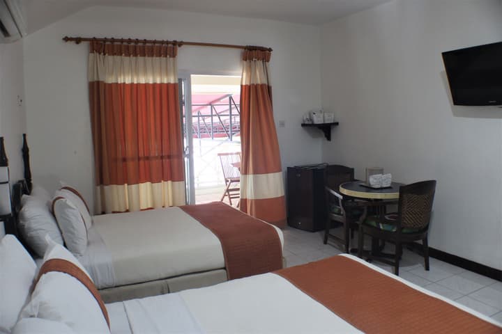 Altamont Court Hotel
