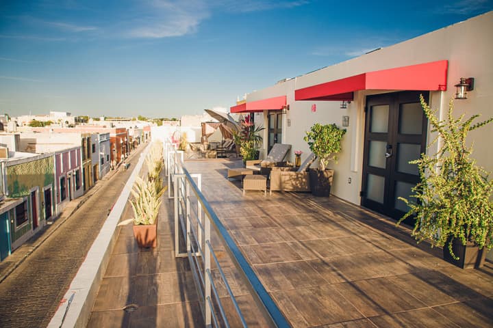 H177 Hotel