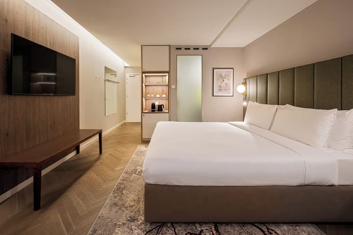 Crowne Plaza Vienna by IHG