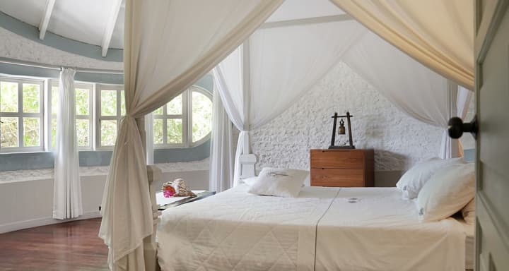 Nika Island Resort & Spa