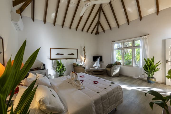 Nika Island Resort & Spa