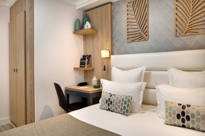 Serotel Suites