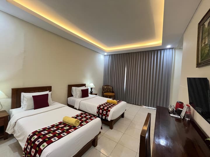 Lovina Beach Hotel