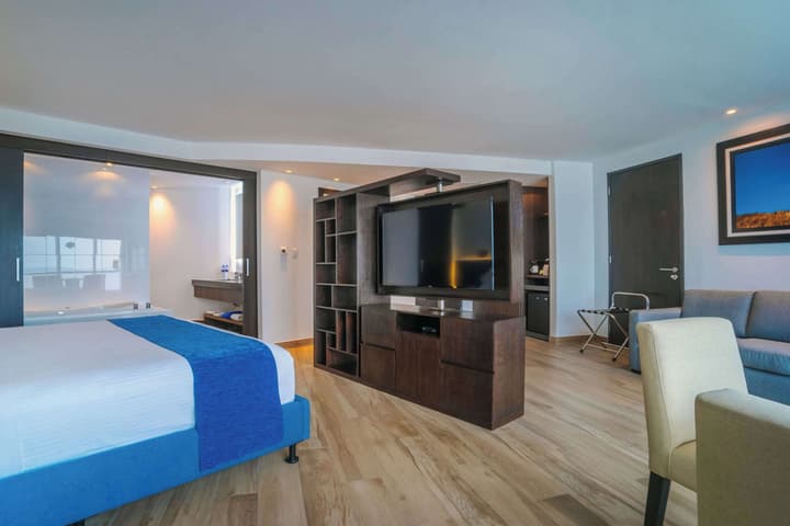 Wyndham Guayaquil Puerto Santa Ana