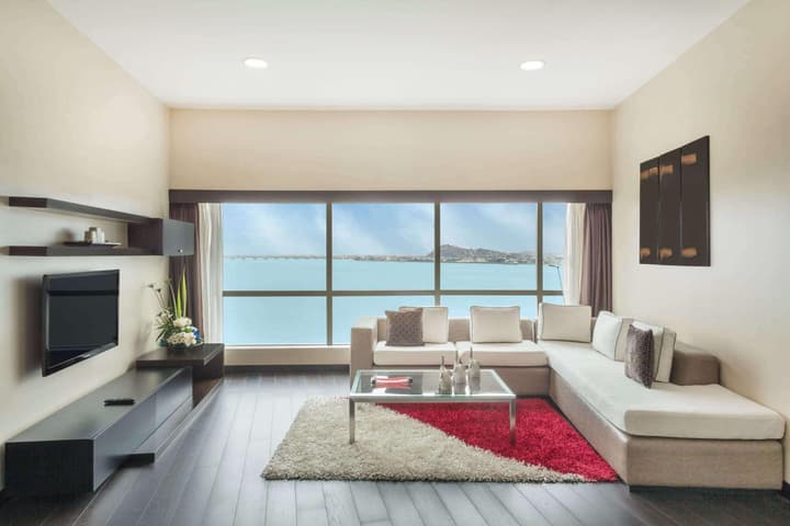 Wyndham Guayaquil Puerto Santa Ana