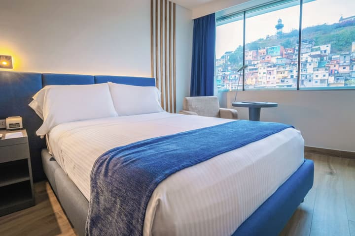 Wyndham Guayaquil Puerto Santa Ana