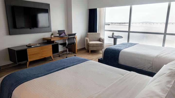 Wyndham Guayaquil Puerto Santa Ana