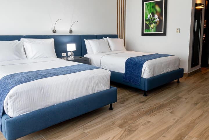 Wyndham Guayaquil Puerto Santa Ana