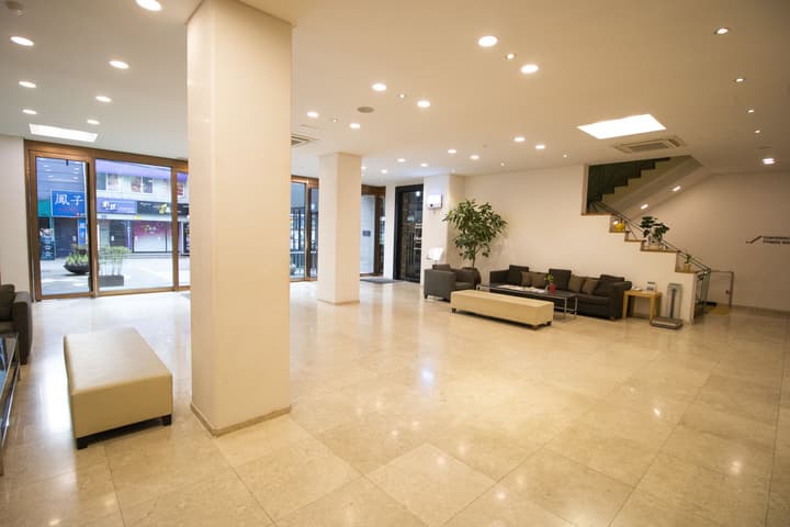 Tower Hill Hotel
